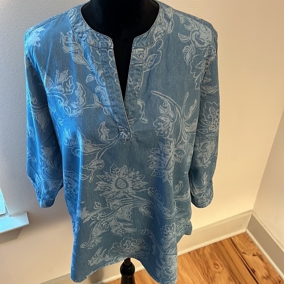 Chico’s 100% cotton denim print tunic blouse Sz L / 12 - Picture 2 of 9